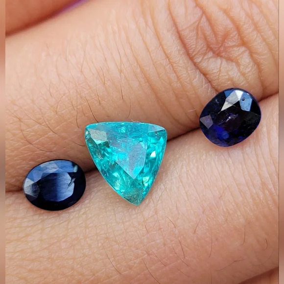 🌴🌊Summer Sale!🌊🌴Paraiba Tourmaline And Sapphire Rare Gemstone Parcel - Picture 4 of 8